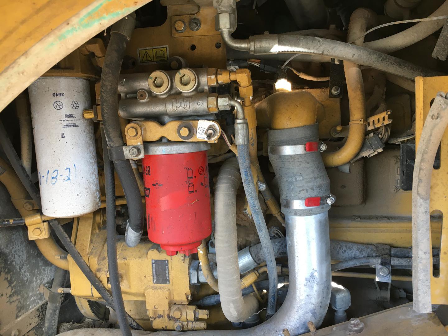 ./imagenes/INVOICE/2019/16280/CARGADOR FRONTAL CAT_950H (15).JPG